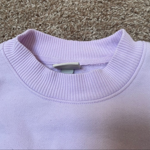 A New Day 🦄 Lavender Crew Neck Sweatshirt - Picture 3 of 8